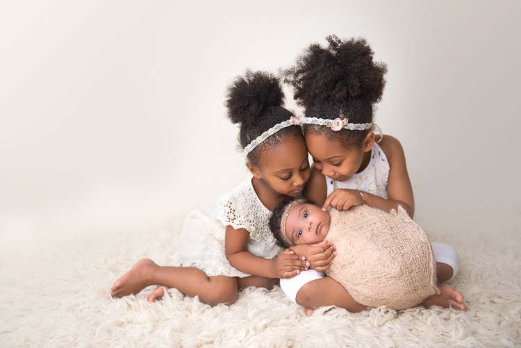 San Diego Newborn photographer. 5 week old baby Yohanna.