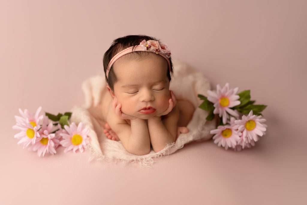 San Diego Newborn photographer, Newborn studio San Diego, Newborn pictures San Diego 