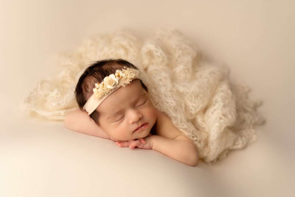 San Diego Newborn photographer, Newborn studio San Diego, Newborn pictures San Diego 
