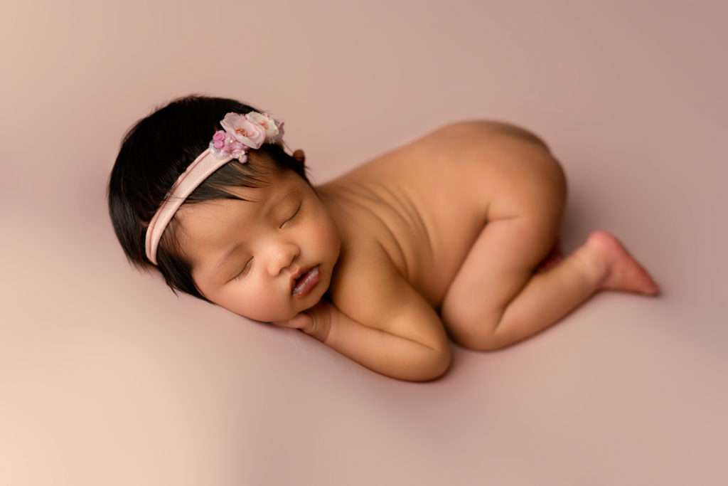 San Diego Newborn photographer, Newborn studio San Diego, Newborn pictures San Diego 
