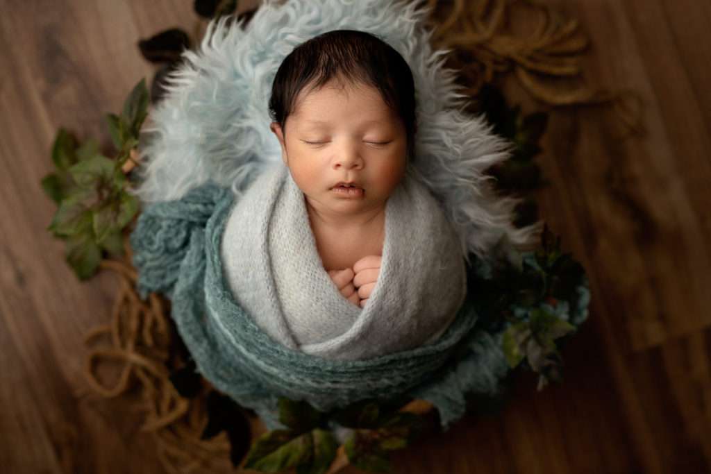 San Diego Newborn photographer, Newborn studio San Diego, Newborn pictures San Diego 