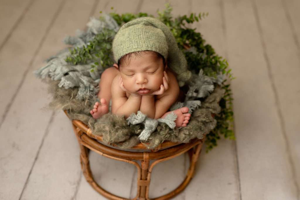 San Diego Newborn photographer, Newborn studio San Diego, Newborn pictures San Diego 