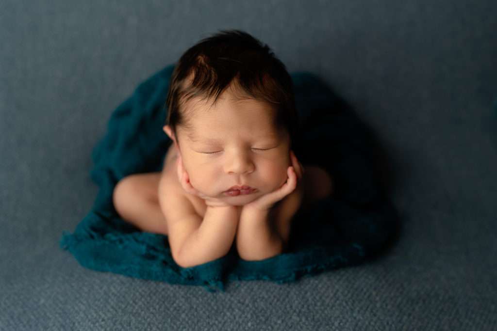 San Diego Newborn photographer, Newborn studio San Diego, Newborn pictures San Diego 
